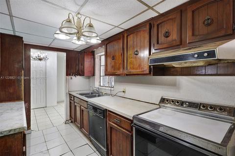 40 W 51st St, Hialeah, FL 33012 photo 44
