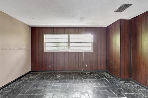 40 W 51st St, Hialeah, FL 33012 photo 28