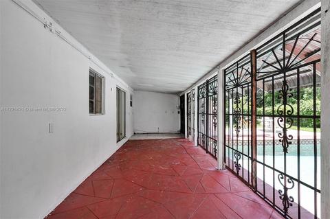 40 W 51st St, Hialeah, FL 33012 photo 9