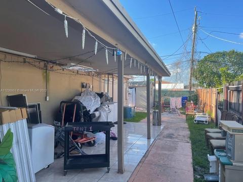 96 E 48th St, Hialeah, FL 33013 photo 4