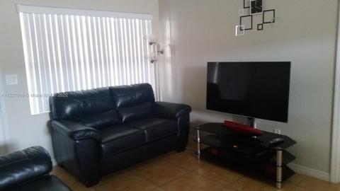 351 E 4th Ave #9, Hialeah, FL 33010 photo 2