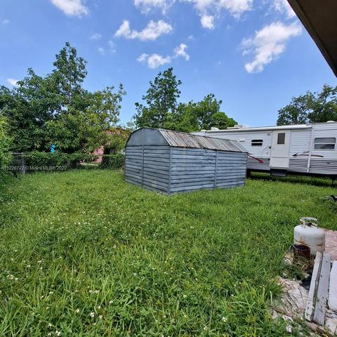 4219 E 10th Ave, Hialeah, FL 33013 photo 5