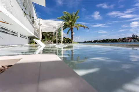 9821 E Bay Hbr #L-302, Bay Harbor Islands, FL 33154