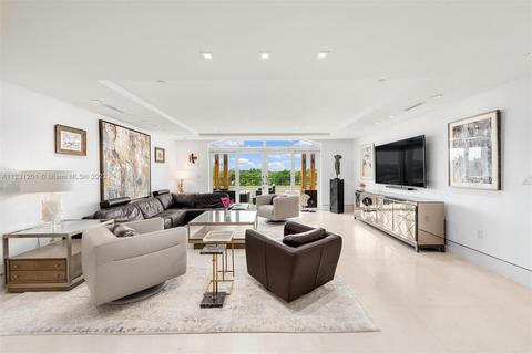 3535 Hiawatha Ave #605, Miami, FL 33133