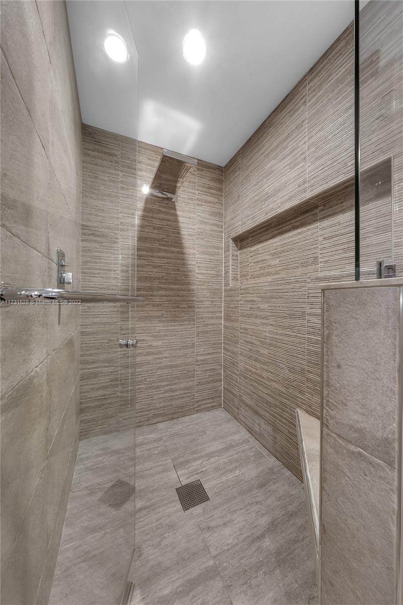  2225 Secoffee Ter, Miami, FL 33133 photo 18