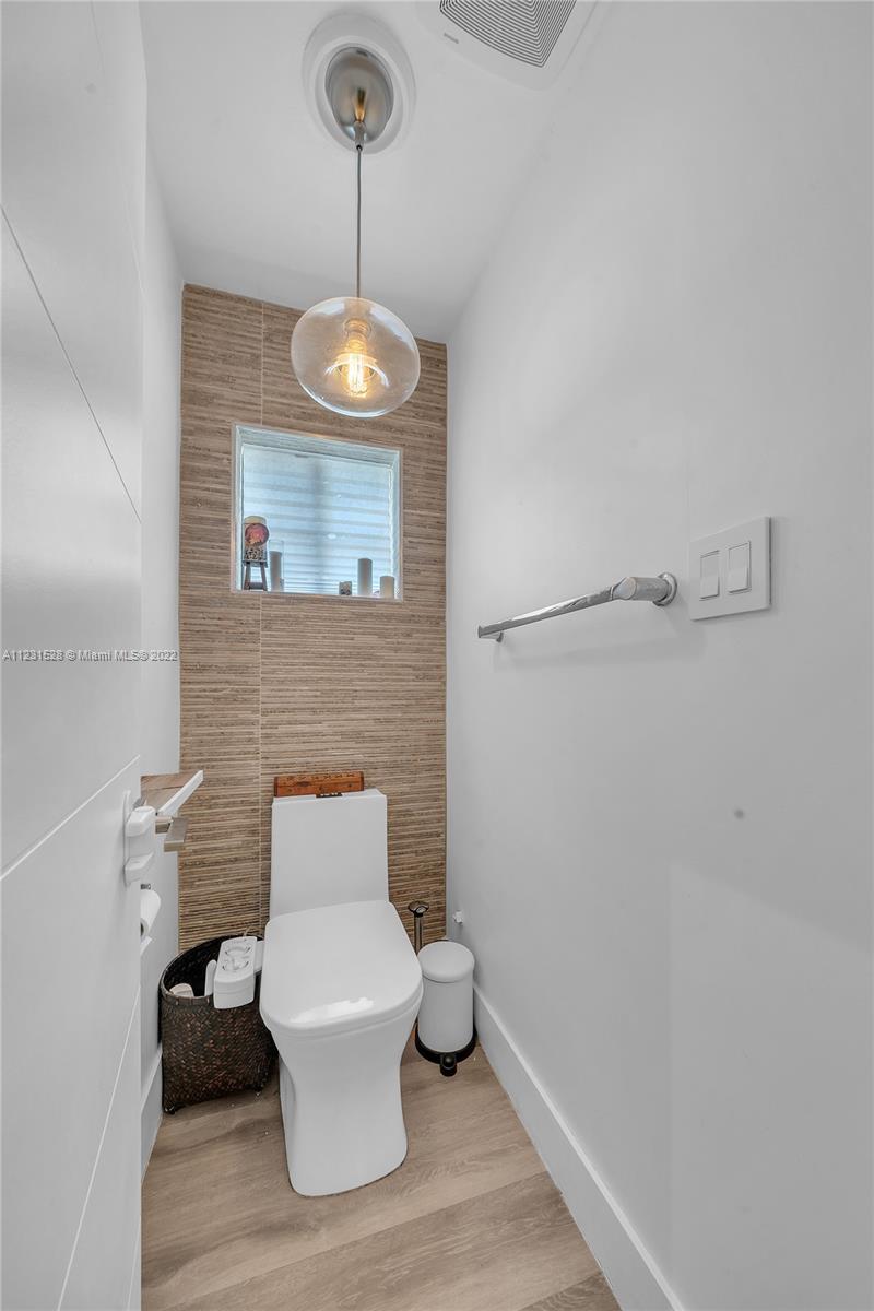  2225 Secoffee Ter, Miami, FL 33133 photo 23