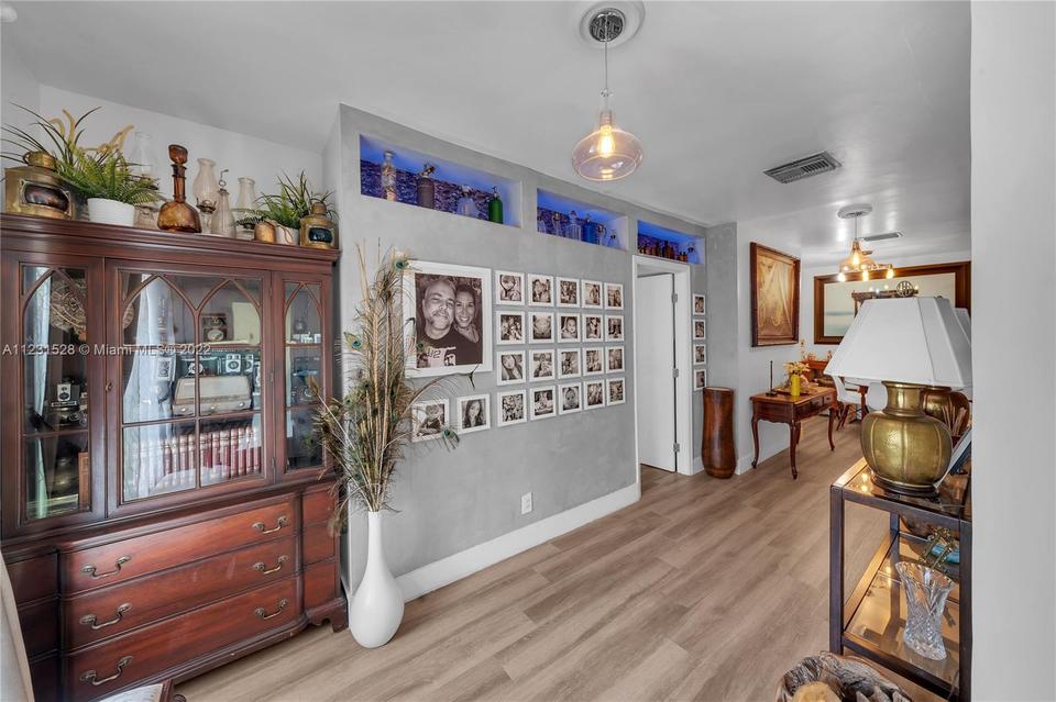  2225 Secoffee Ter, Miami, FL 33133 photo 5
