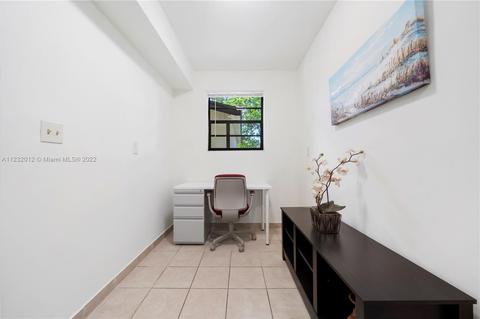 4247 W 5th Ln, Hialeah, FL 33012 photo 22