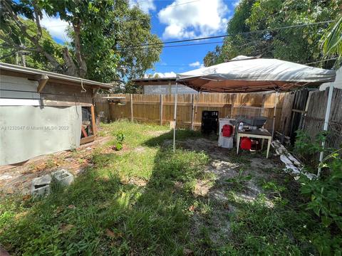 930 E 10th Pl, Hialeah, FL 33010 photo 19