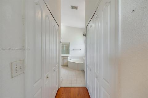 15822 SW 63rd Ter, Miami, FL 33193 photo 25
