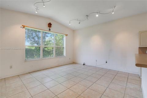 15822 SW 63rd Ter, Miami, FL 33193 photo 17