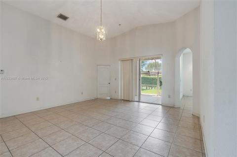 15822 SW 63rd Ter, Miami, FL 33193 photo 20