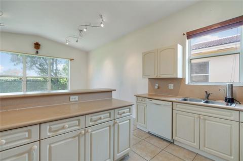 15822 SW 63rd Ter, Miami, FL 33193 photo 15