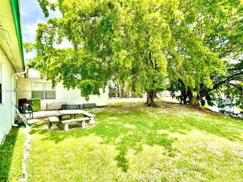 4566 W 6th Ave, Hialeah, FL 33012 photo 14