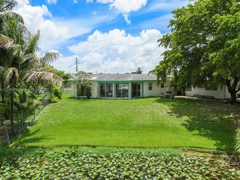 4566 W 6th Ave, Hialeah, FL 33012 photo 7