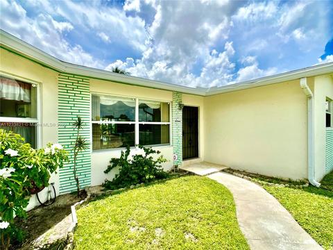 4566 W 6th Ave, Hialeah, FL 33012 photo 9