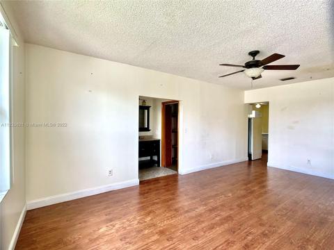 4566 W 6th Ave, Hialeah, FL 33012 photo 35