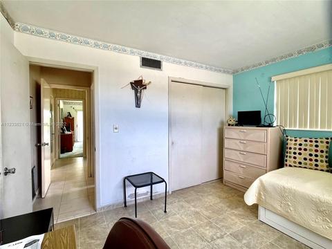 4566 W 6th Ave, Hialeah, FL 33012 photo 31