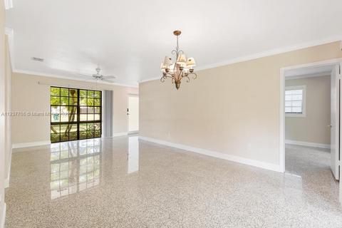 16102 SW 98th Ave, Miami, FL 33157 photo 7