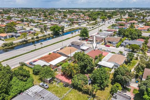 378 W 39th Pl, Hialeah, FL 33012 photo 23