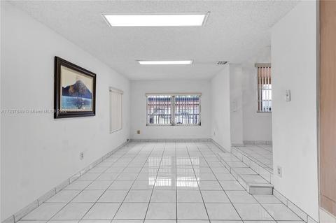 378 W 39th Pl, Hialeah, FL 33012 photo 12