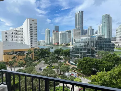 520 Brickell Key Dr #A917, Miami, FL 33131