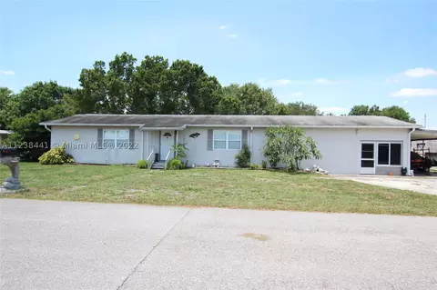 1094 9th St, Okeechobee, FL 34974 photo 1