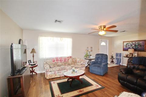 1094 9th St, Okeechobee, FL 34974 photo 8