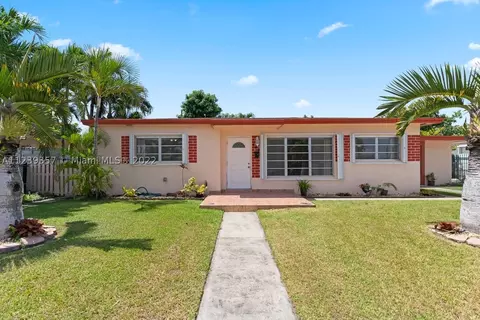 490 W 34th Pl, Hialeah, FL 33012 photo 1