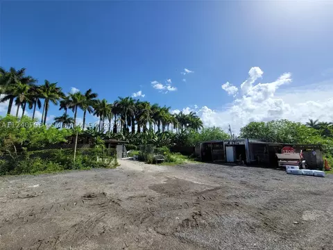 200 Nn Sw 160 St, Miami, FL 33187