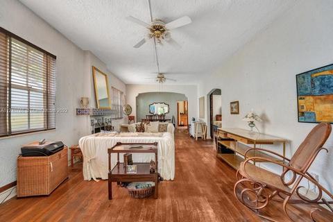 809 Messina Ave, Coral Gables, FL 33134 photo 23