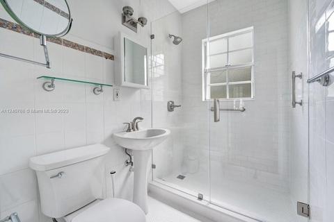809 Messina Ave, Coral Gables, FL 33134 photo 9