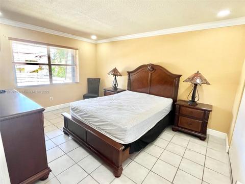 8013 W 6th Ave #E, Hialeah, FL 33014 photo 8