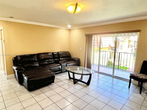 8013 W 6th Ave #E, Hialeah, FL 33014 photo 1