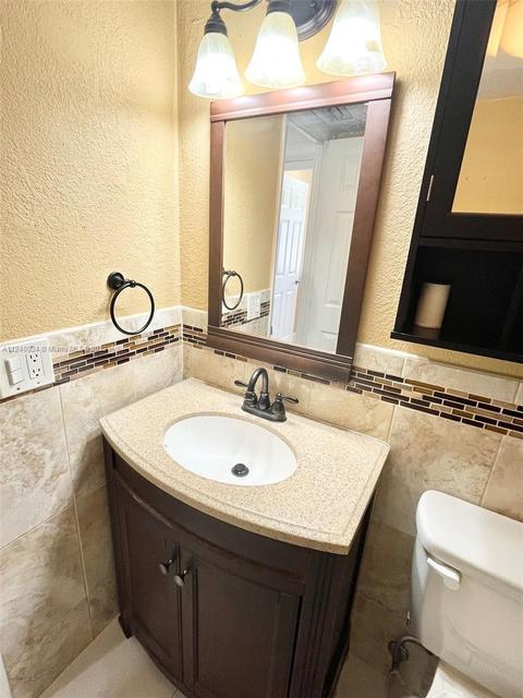 8013 W 6th Ave #E, Hialeah, FL 33014 photo 7