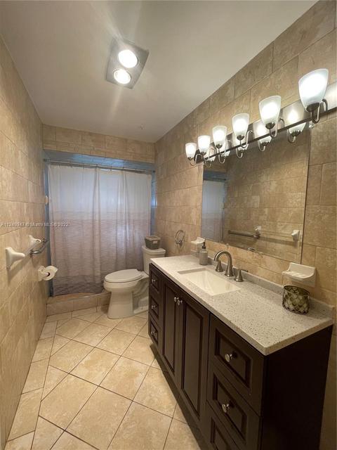 75 E 60th St, Hialeah, FL 33013 photo 6