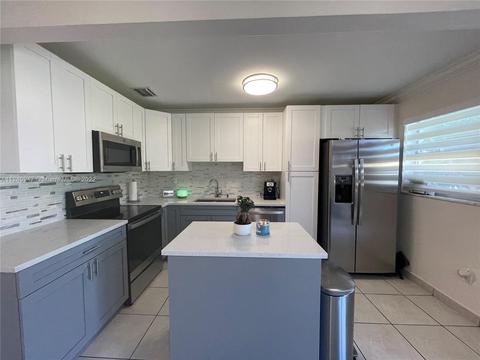 75 E 60th St, Hialeah, FL 33013 photo 10