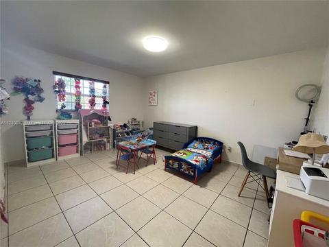 75 E 60th St, Hialeah, FL 33013 photo 5