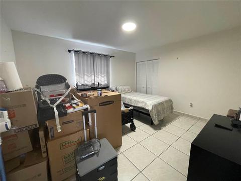 75 E 60th St, Hialeah, FL 33013 photo 7