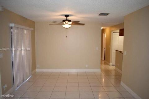 6527 Harbour Rd, North Lauderdale, FL 33068 photo 2