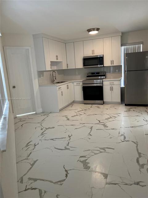 100 W 20th St, Hialeah, FL 33010 photo 7