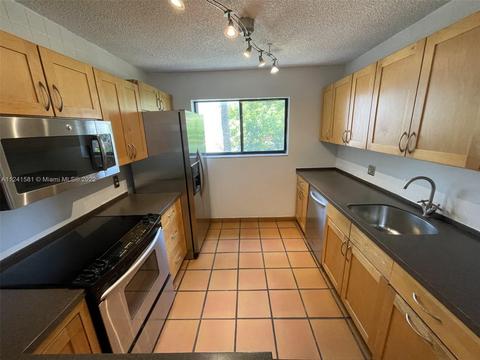 143 Enid Dr #22, Key Biscayne, FL 33149 photo 6