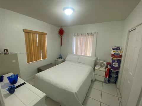 733 E 40th St, Hialeah, FL 33013 photo 12