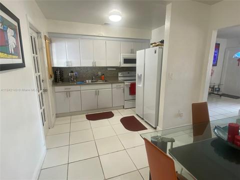 733 E 40th St, Hialeah, FL 33013 photo 7