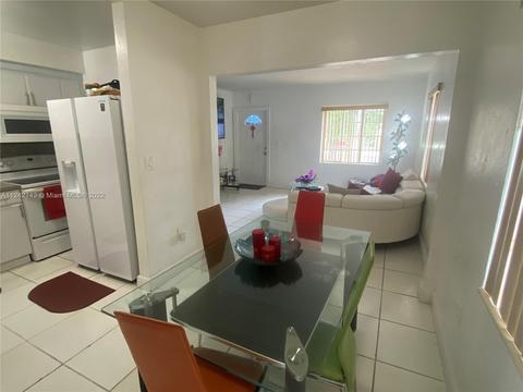 733 E 40th St, Hialeah, FL 33013 photo 9