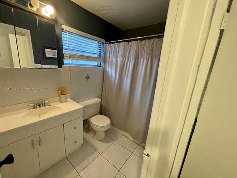 500 E 28th St, Hialeah, FL 33013 photo 11