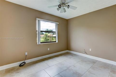 5040 SE Sterling Cir, Stuart, FL 34997 photo 6