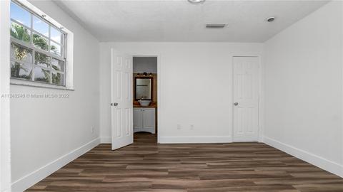 315 E 42nd St, Hialeah, FL 33013 photo 14