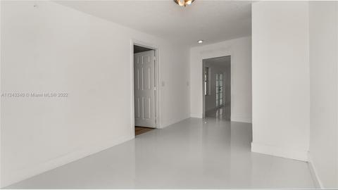 315 E 42nd St, Hialeah, FL 33013 photo 23