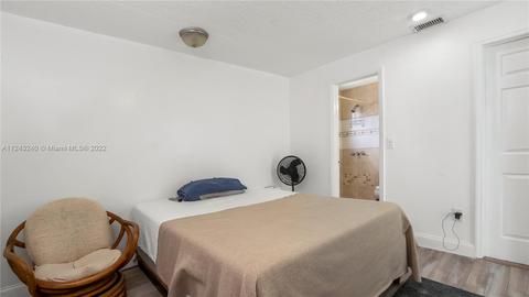 315 E 42nd St, Hialeah, FL 33013 photo 28